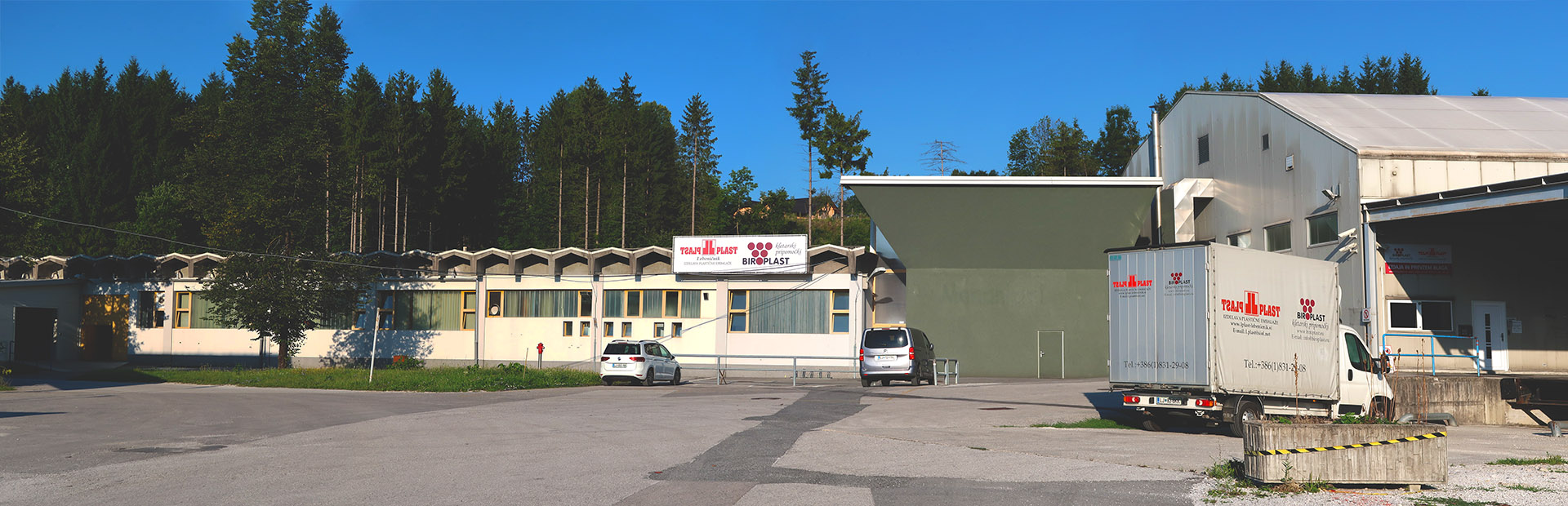 lplast biroplast Podjetje